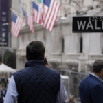 Rivian stock has flagged an inverted H&S pattern: will the rally continue?