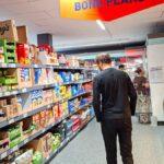Bankrupt Mexican fast-food chain operator closes 47 locations